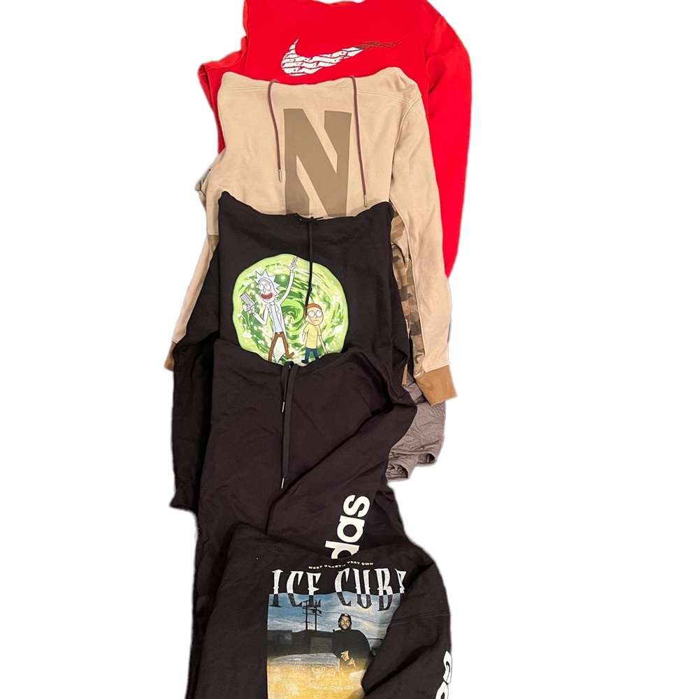 Men’s Pullover Sweatshirts sizes Small and Medium